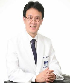 国内做整形的韩国医生哪个做得好？